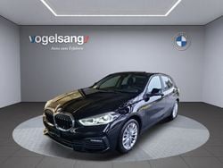 Schwarz Gebraucht 2023 BMW 118 Advantage Kleinwagen | CHF 26’400 (Teuer)
