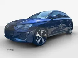 Navarrablau metallic Neu 2025 Audi A3 Sportback Ambiente Limousine | CHF 39’980 (Fairer Preis)