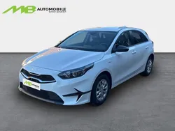 Weiss Neu 2025 Kia Ceed Limousine | CHF 23’600 (Superpreis)
