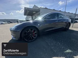 Gebraucht 2020 Tesla Model 3 Performance Limousine | CHF 23’000 (Guter Preis)