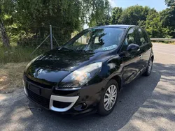 Gebraucht 2012 Renault Scénic III Bose Edition Van / Kleinbus | CHF 4’570 (Superpreis)