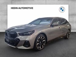 Grau Gebraucht 2024 BMW 520 Comfort Edition Kombi | CHF 89’900