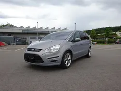 Gebraucht 2013 Ford S-MAX Titanium Van / Kleinbus | CHF 11’711 (Etwas zu teuer)