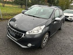 Gebraucht 2014 Peugeot 208 Style Kleinwagen | CHF 7’800 (Teuer)