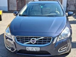 Gebraucht 2011 Volvo V60 Kinetic Kombi | CHF 9’999 (Fairer Preis)