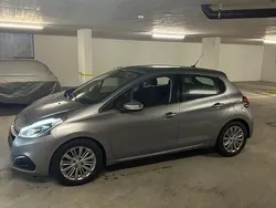 Gebraucht 2019 Peugeot 208 Allure Kleinwagen | CHF 10’900 (Guter Preis)