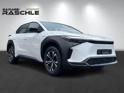 Weiss Gebraucht 2023 Toyota bZ4X Trend SUV | CHF 32’500 (Superpreis)