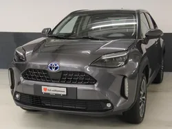 Grau Gebraucht 2024 Toyota Yaris Cross Elegant SUV | CHF 32’500 (Superpreis)