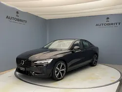 Neu 2024 Volvo S60 Ultimate Limousine | CHF 66’900 (Fairer Preis)