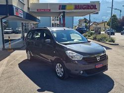 Gebraucht 2015 Dacia Lodgy Lauréate Van / Kleinbus | CHF 4’980 (Fairer Preis)