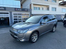 Gebraucht 2015 Mitsubishi Outlander P-HEV | CHF 14’990 (Teuer)