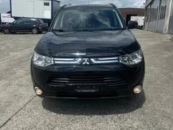 Gebraucht 2014 Mitsubishi Outlander Intense SUV | CHF 7’900 (Superpreis)