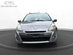 Gebraucht 2009 Renault Clio GrandTour Dynamique Kombi | CHF 3’600