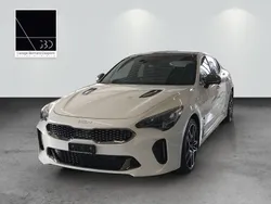 Weiss Gebraucht 2022 Kia Stinger Limousine | CHF 49’900 (Etwas zu teuer)