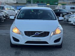 Gebraucht 2011 Volvo V60 Kinetic Kombi | CHF 3’500 (Guter Preis)