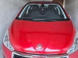 Gebraucht 2017 Peugeot 208 Allure Kleinwagen | CHF 6’500 (Guter Preis)