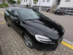 Gebraucht 2018 Volvo V40 Inscription Kombi | CHF 11’490 (Superpreis)