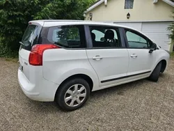 Gebraucht 2013 Peugeot 5008 Access Van / Kleinbus | CHF 4’900 (Guter Preis)