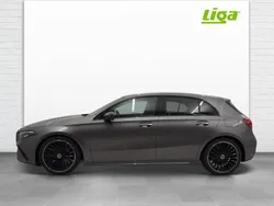 Schwarz Gebraucht 2023 Mercedes A250 AMG line Limousine | CHF 44’900 (Fairer Preis)