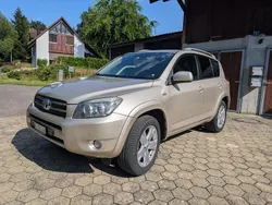 Gebraucht 2006 Toyota RAV4 Premium SUV | CHF 5’000 (Guter Preis)