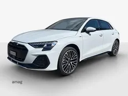 Gletscherweiss metallic Neu 2025 Audi A3 Sportback Ambiente Limousine | CHF 44’980 (Etwas zu teuer)