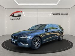 Blau Gebraucht 2018 Volvo V60 Inscription Kombi | CHF 33’600 (Fairer Preis)
