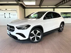 Neu 2025 Mercedes GLA200 Night SUV | CHF 45’990 (Superpreis)