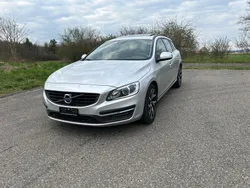 Gebraucht 2016 Volvo V60 Kinetic Kombi | CHF 6’900