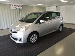 Gebraucht 2012 Toyota Verso-S Luna Van / Kleinbus | CHF 9’500 (Guter Preis)