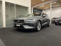 Gebraucht 2020 Volvo V60 Inscription Kombi | CHF 25’900 (Superpreis)