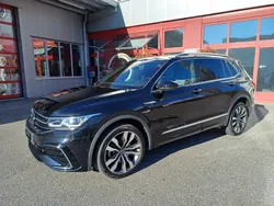 Gebraucht 2023 VW Tiguan Allspace R-line SUV | CHF 42’700 (Superpreis)