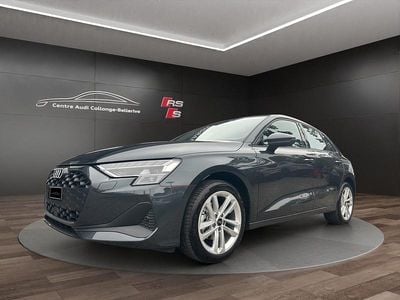 Gebraucht Audi A3 Attraction 150 PS (110 kW) 2025 Grau Limousine