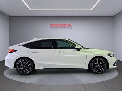 Weiss Gebraucht 2023 Honda Civic Advance Limousine | CHF 31’400 (Fairer Preis)