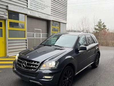 Gebraucht Mercedes ML350 231 PS (169 kW) 2011 SUV
