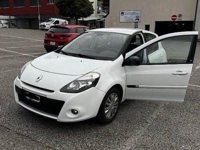 Gebraucht 2010 Renault Clio II Limousine | CHF 2’000 (Superpreis)