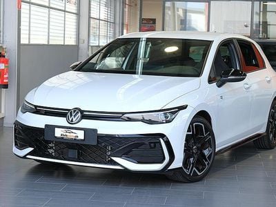 Gebraucht 2025 VW Golf VIII R-line Limousine | CHF 30’800 (Fairer Preis)