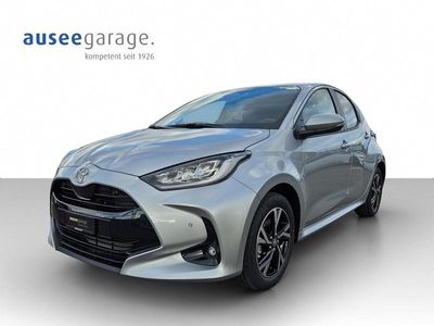 Silber Neu 2025 Toyota Yaris Hybrid Trend Limousine | CHF 31’340 (Fairer Preis)