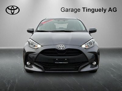 Grau Neu 2025 Toyota Yaris Hybrid Comfort Limousine | CHF 25’740 (Fairer Preis)