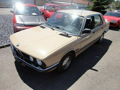 BMW 525