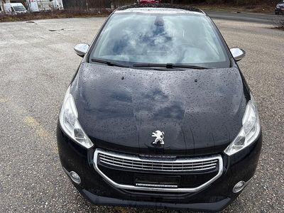 Gebraucht Peugeot 208 156 PS (114 kW) 2014 Kleinwagen