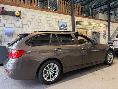 Gebraucht BMW 320 Luxury Line 184 PS (135 kW) 2015 Kombi