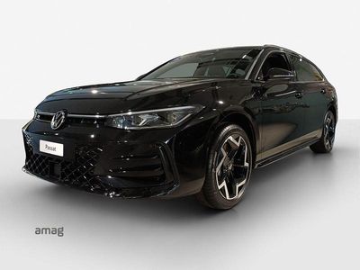 Gebraucht VW Passat R-line 272 PS (200 kW) 2024 Grenadill black metallic Kombi