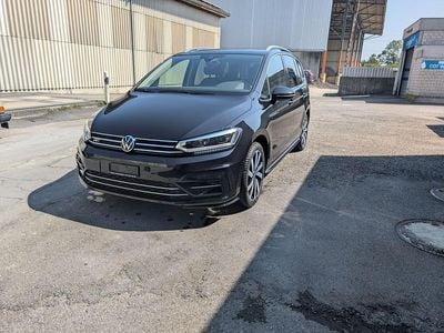 Gebraucht 2024 VW Touran Highline Van / Kleinbus | CHF 38’200 (Teuer)