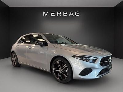 Gebraucht Mercedes A220 190 PS (139 kW) 2025 Silber Limousine