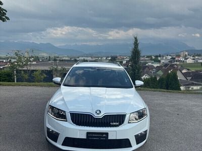 Gebraucht 2015 Skoda Octavia RS Kombi | CHF 13’999 (Fairer Preis)