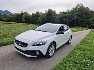 Gebraucht 2013 Volvo V40 CC Kinetic Kombi | CHF 10’900 (Fairer Preis)