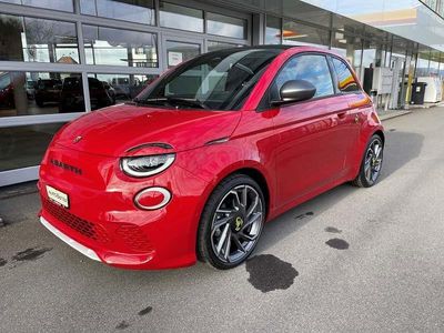 Rot Gebraucht 2023 Fiat 500e Abarth Cabrio | CHF 34’900 (Etwas zu teuer)