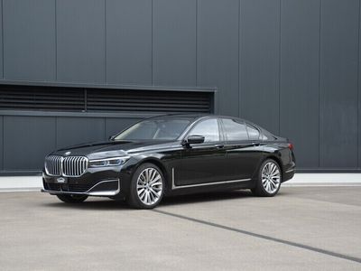 BMW 750