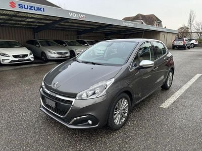 Gebraucht Peugeot 208 Allure 110 PS (80 kW) 2018 Kleinwagen