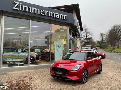 Neu Suzuki Swift 82 PS (60 kW) 2025 Rot Limousine
